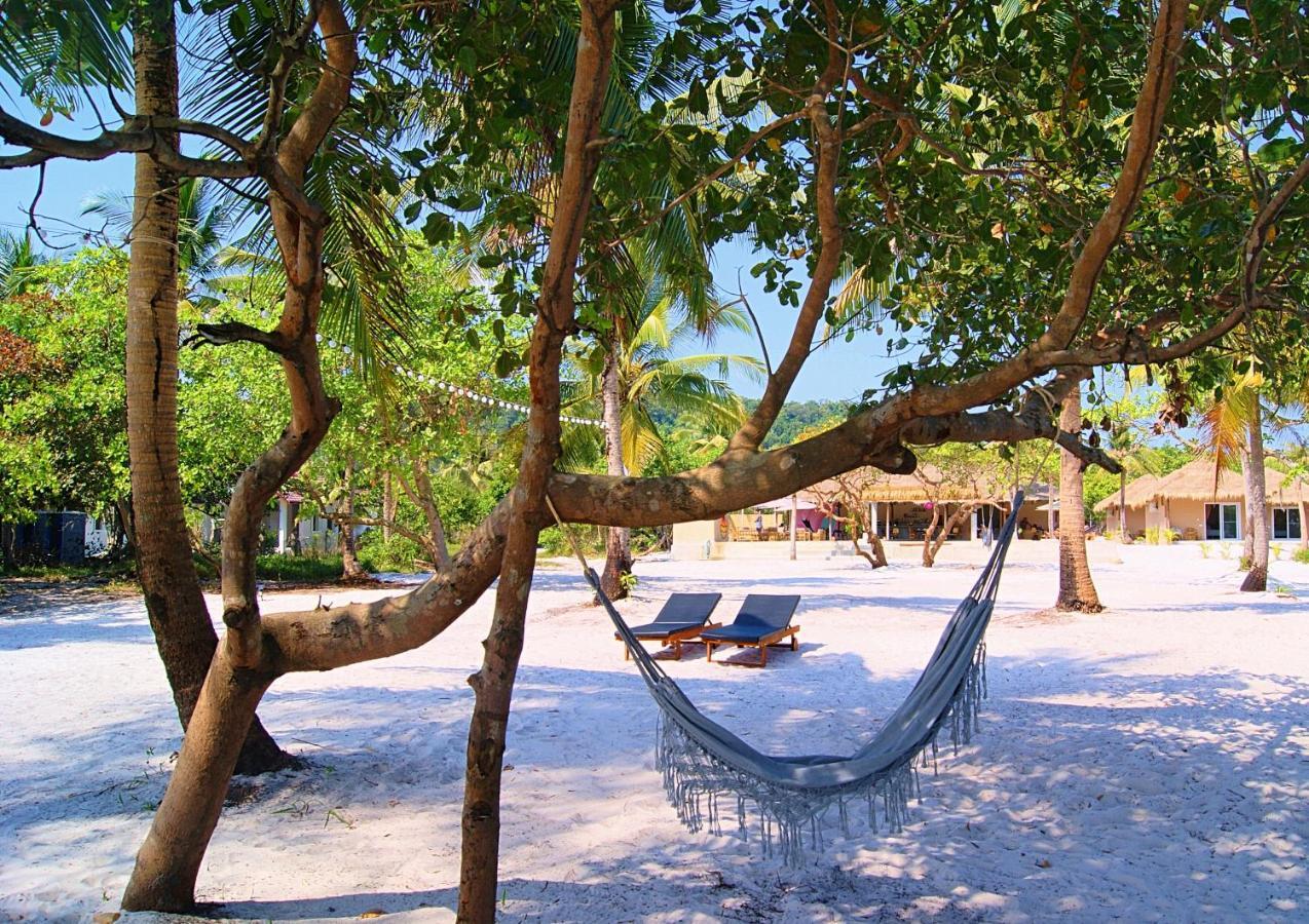 Beachwalk Koh Rong Kaoh Touch Bagian luar foto