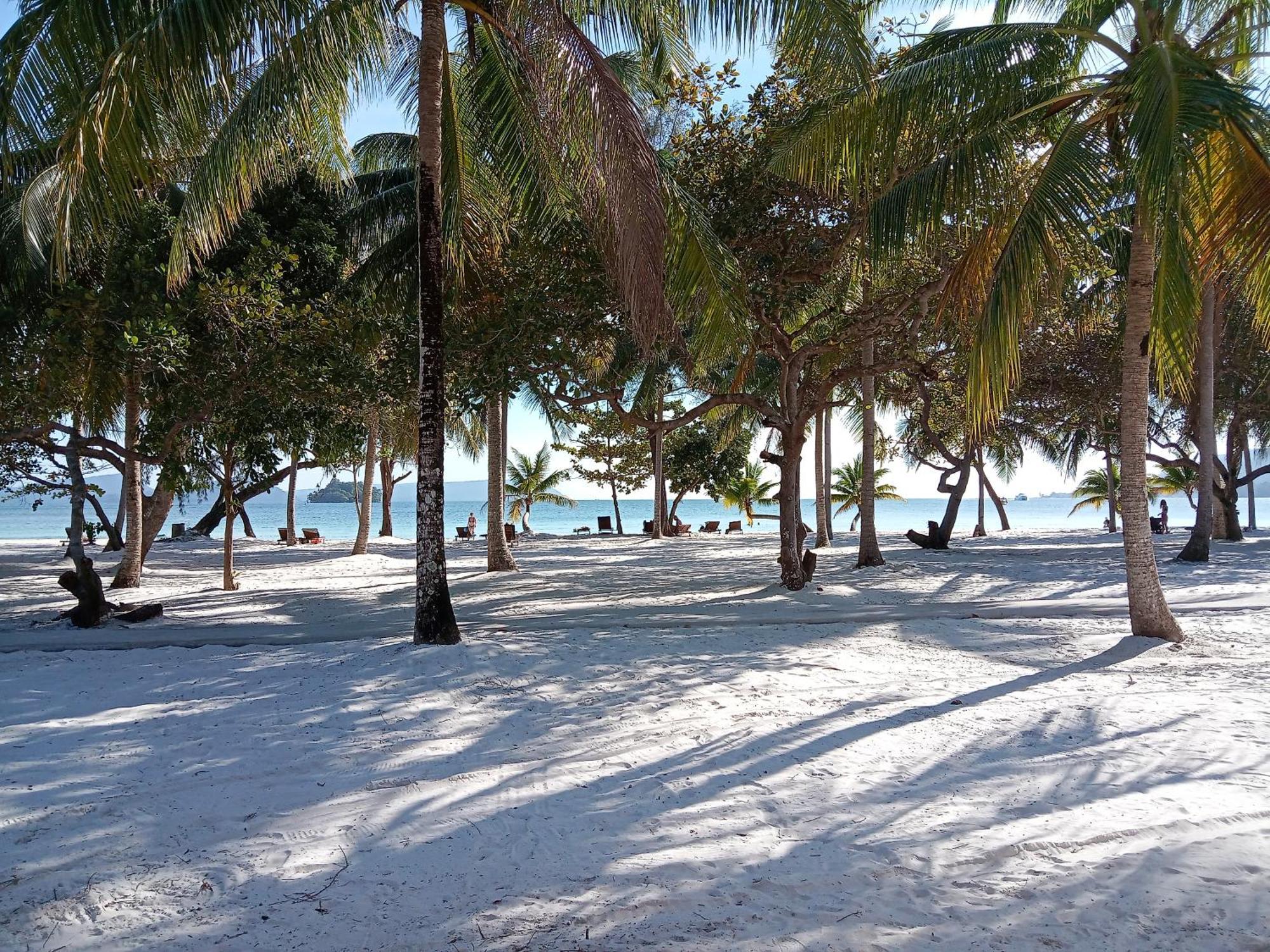 Beachwalk Koh Rong Kaoh Touch Bagian luar foto